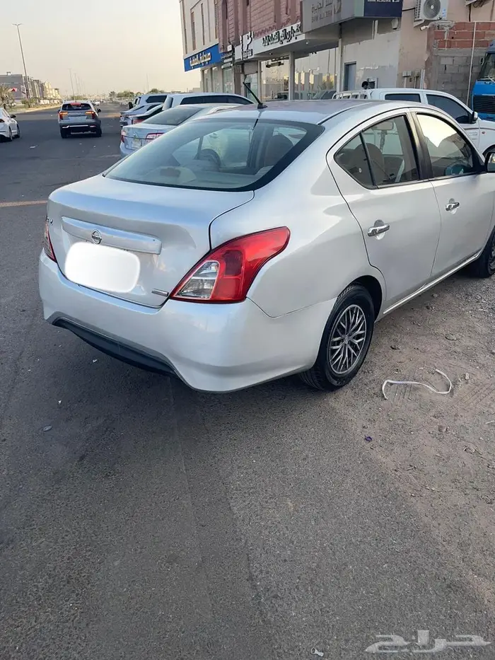 نيسان صني 2015 2