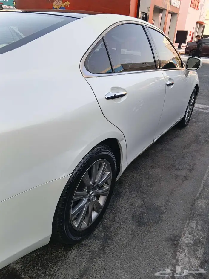 لكزس ES 350 موديل 2008 للبيع 16