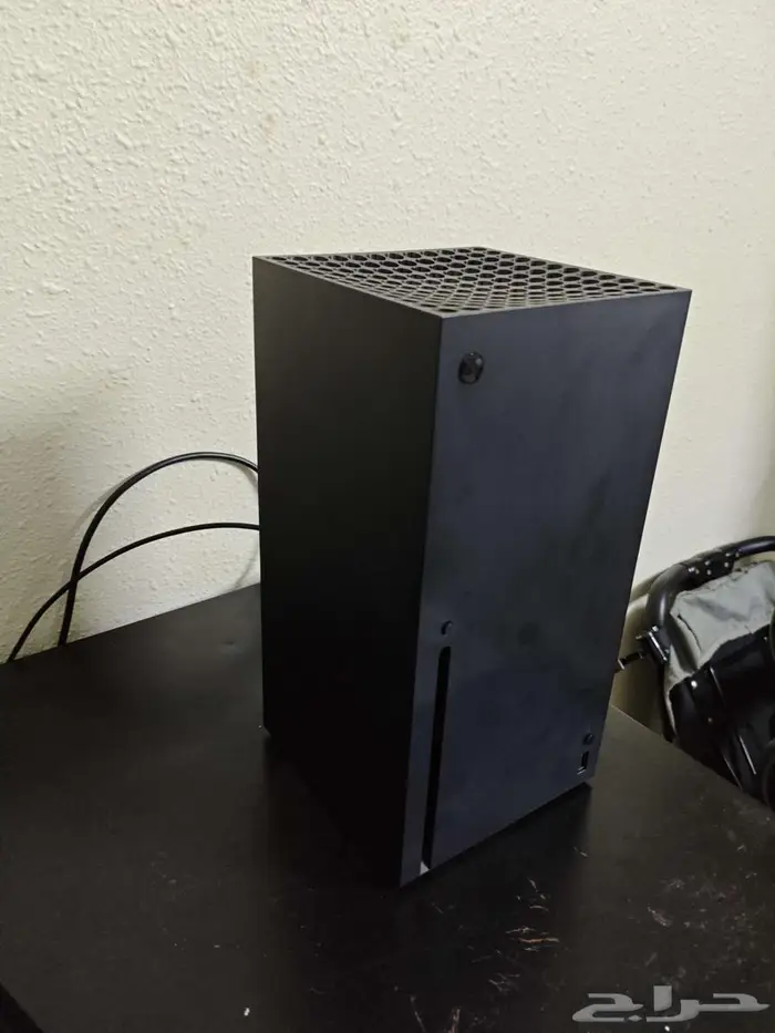 اكسبوكس اكس مع شاشة 144 هيرتز 4