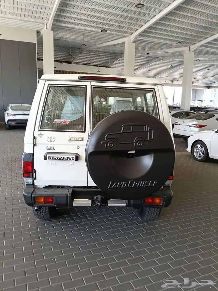 تويوتا مصندق ربع ديزل رفرف ونش فل كامل م 2025 - سعودي 6
