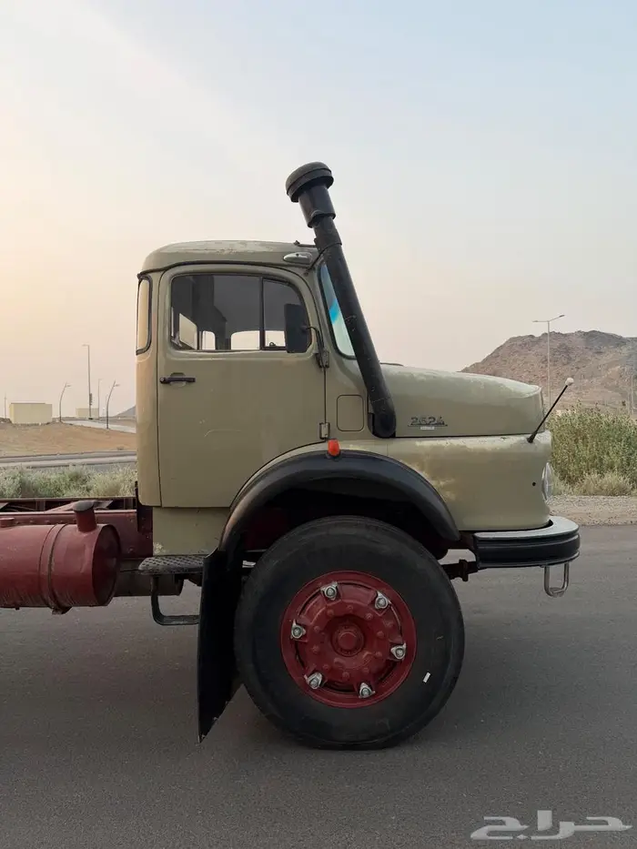 مرسيدس بوز سكس شاص وكالة 1981 3