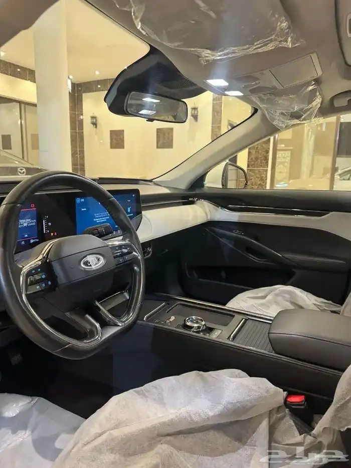 للبيع فورد تورس 2023 نص فل ترند 6