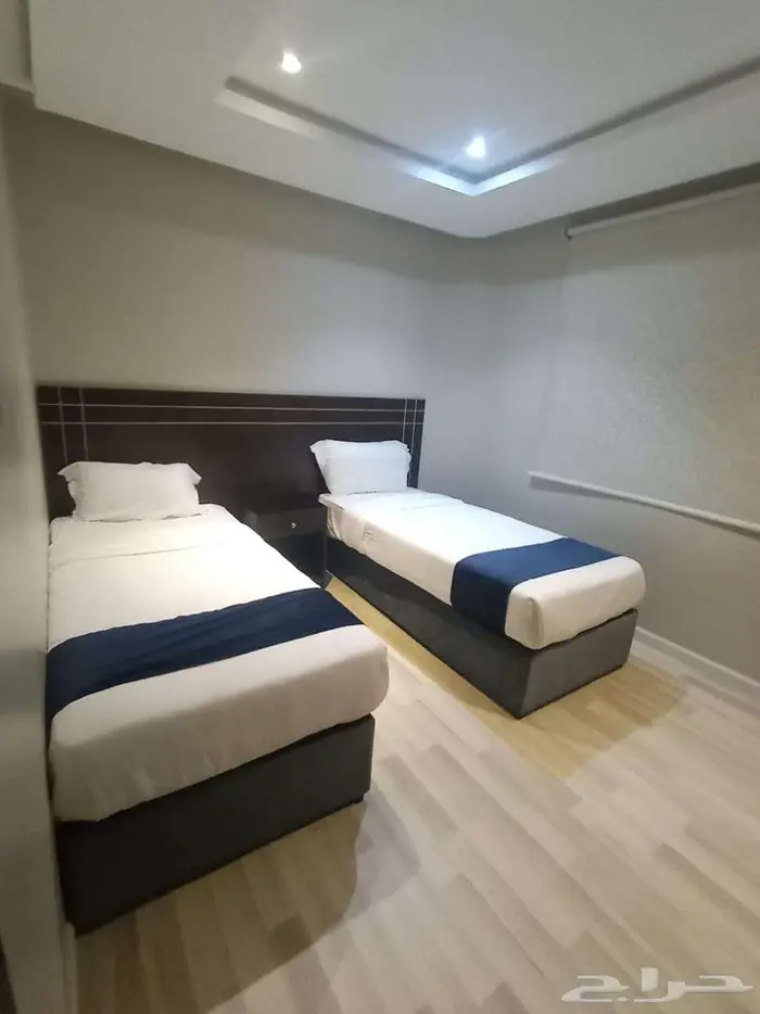 شقة فندقية غرفتين وصالة مؤثثة وفاخرة للعوائل بخميس مشيط 13