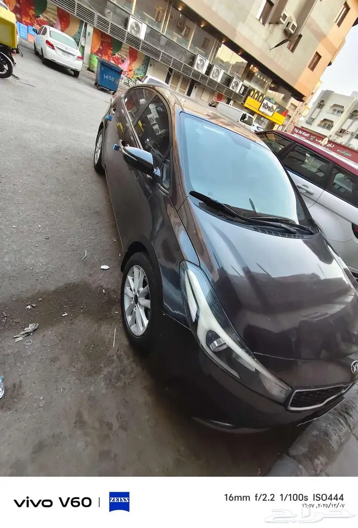 كيا سيراتو 2017 للبيع 7