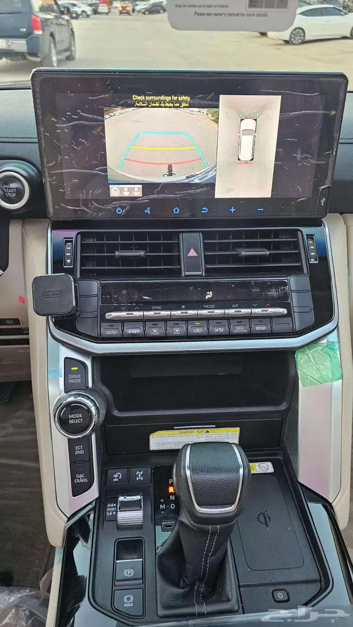 لاندكروزر GXR 2022 سعودي L3 14