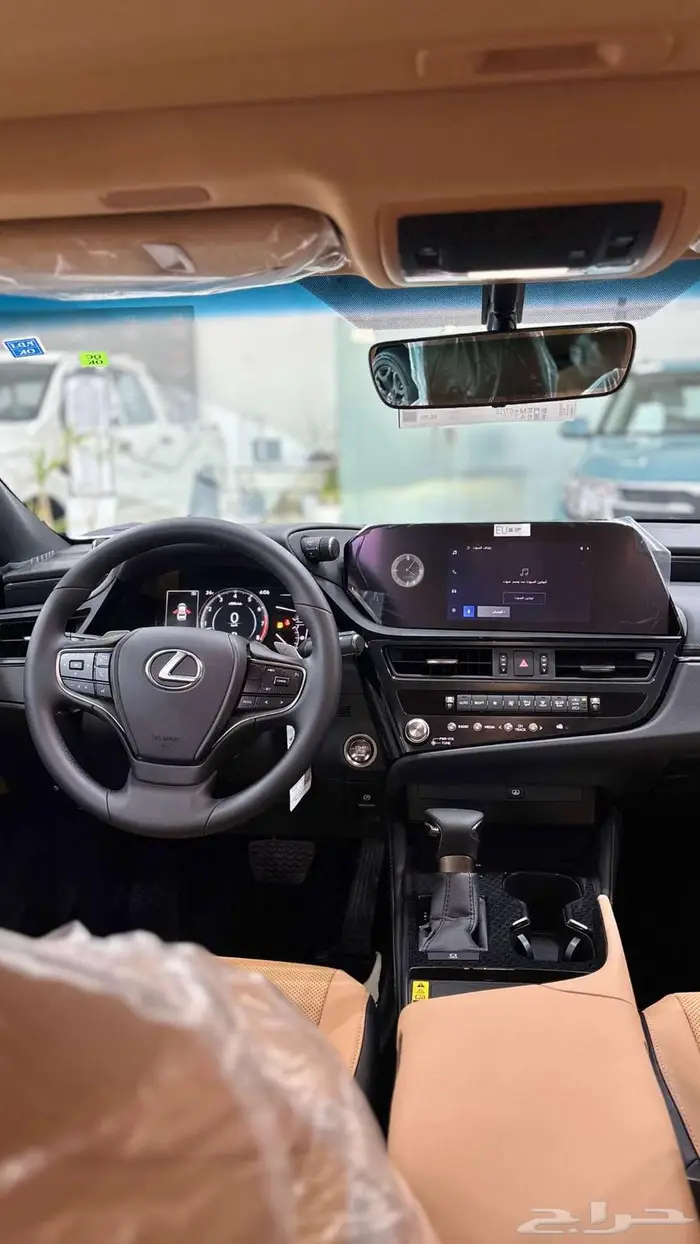 لكزس اي اس 250 استاندر 2025 ES 250 AA 14