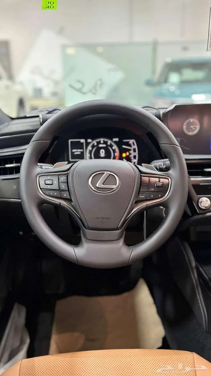 لكزس اي اس 250 استاندر 2025 ES 250 AA 22