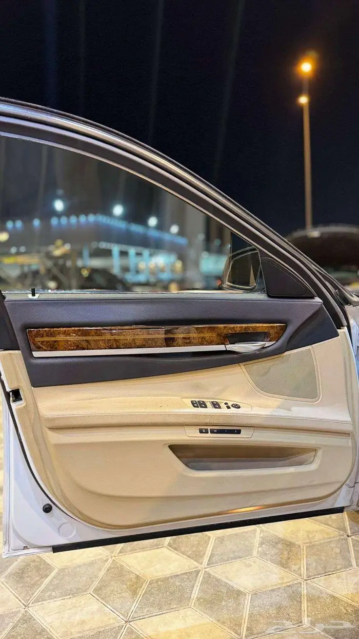 بى ام دبليو cut M LI 730 2015 8