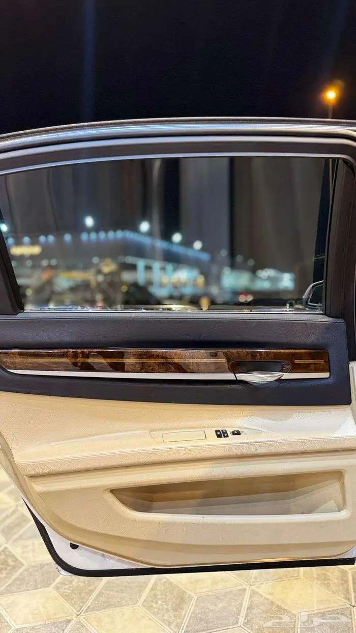 بى ام دبليو cut M LI 730 2015 11