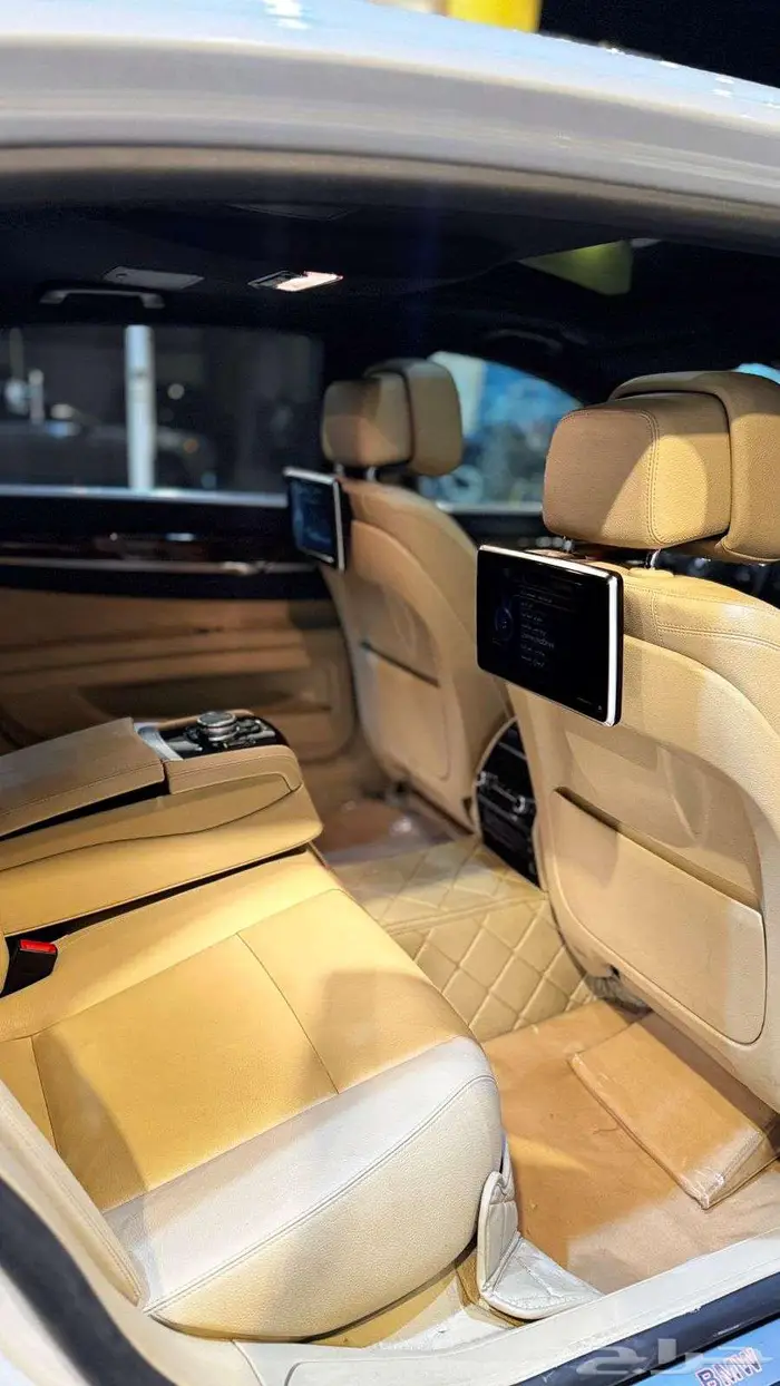 بى ام دبليو cut M LI 730 2015 18