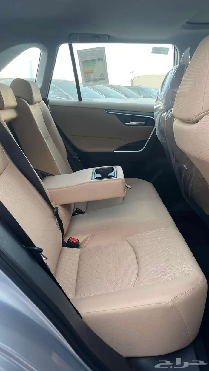 تويوتا راف فور XLE 2025 بنزين عرض كاش وتقسيط مميز 10