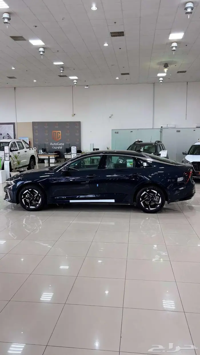 كيا K5 نص فل GLS 2026 ازرق 2