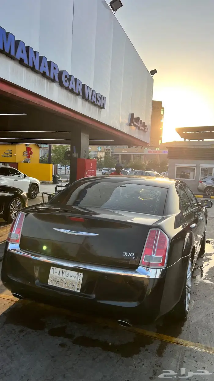 كرايزلر C300 V8 2012 للبيع مستعجل 2