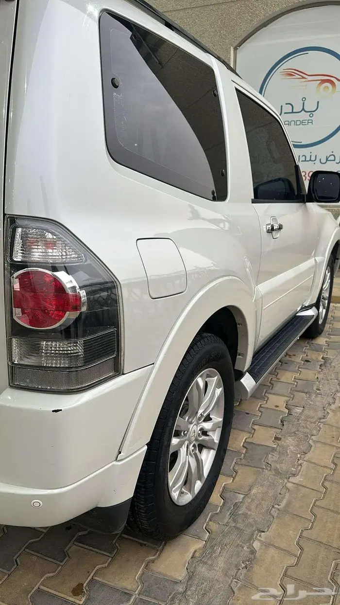 ميتسوبيشي باجيرو 2015 7