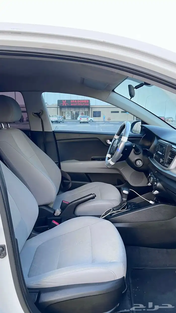 كيا ريو الموديل 2019 18