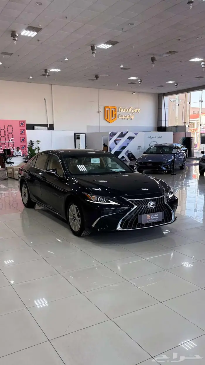 لكزس اي اس 250 استاندر 2025 ES 250 AA 9