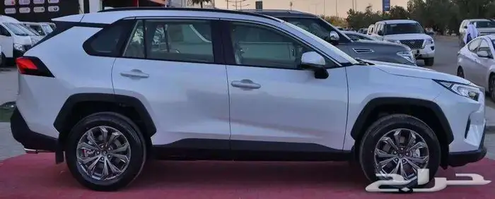 تويوتا راف فور XLE بنزين 2025 عروض الاقساط 5