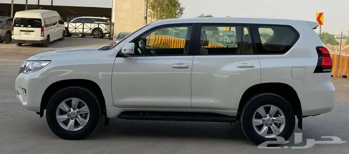 مجموعة برادو 2023 TXL V6 سعودي شبه زيرو 4