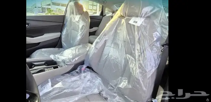 هوندا اكورد 2025 نص فل ازرق غامق 6