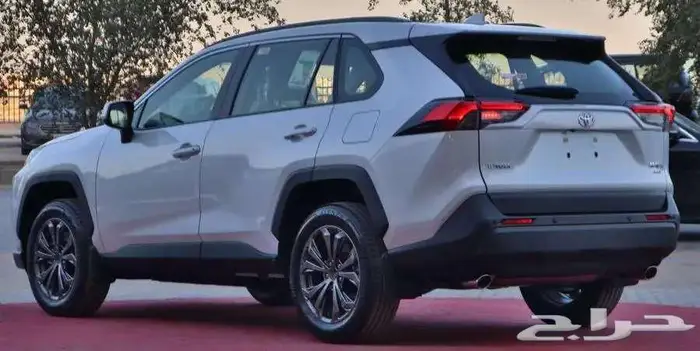 تويوتا راف فور XLE بنزين 2025 عروض الاقساط 7