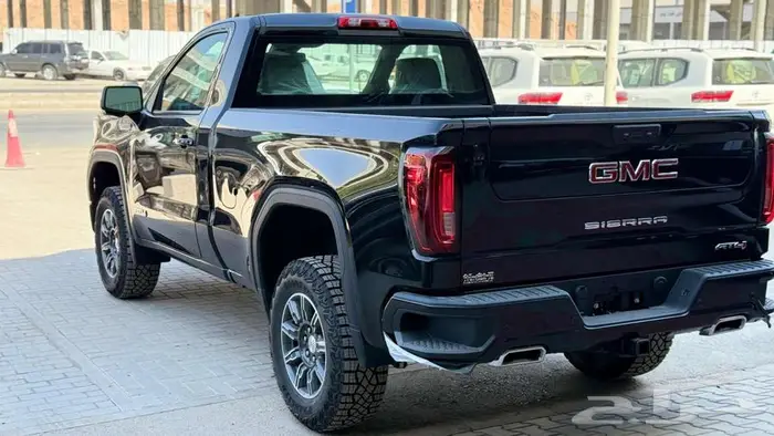 جمس سيرا AT4 موديل 2025 سعودي كاش وبنوك 5