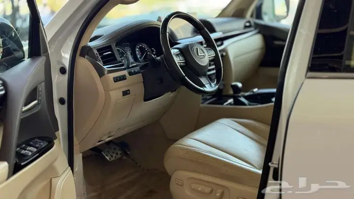 لكزس LX 570 موديل 2021 ممشي 45500 الف علي السوم 1
