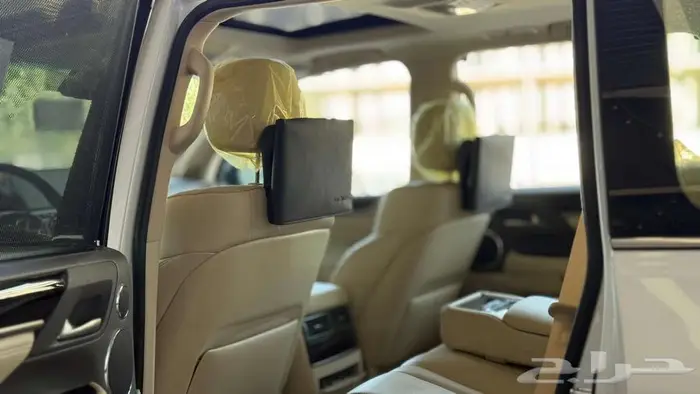 لكزس LX 570 موديل 2021 ممشي 45500 الف علي السوم 3