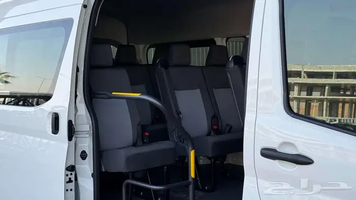 تويوتا هايس ركاب سقف عالي ديزل 2026 9