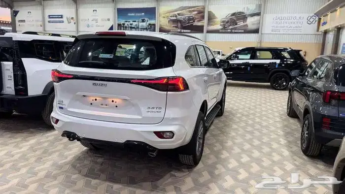 جيب ايسوزو MUX فل كامل دفلك ديزل 2026 1