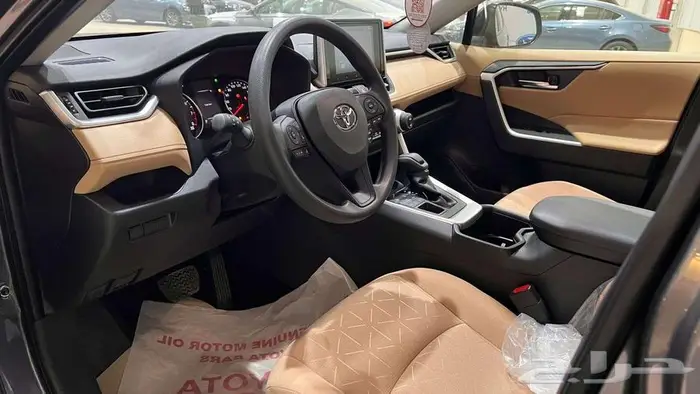 تويوتا راف فور فتحه XLE بنزين 2025 يتوفر جميع الفئات . 21