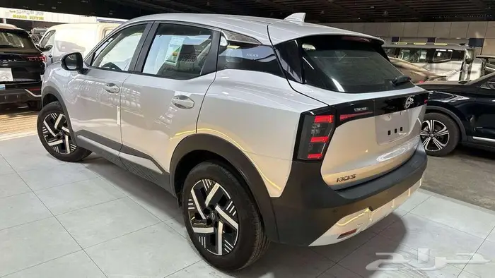 نيسان كيكس موديل 2025 استندر ونص فل كاش وتمويل اقل الاسعار 5