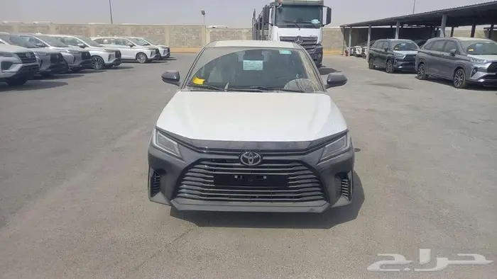 تويوتا يارس فل رمادي بنزين 2026 اقل سعر كاش وبنوك 0