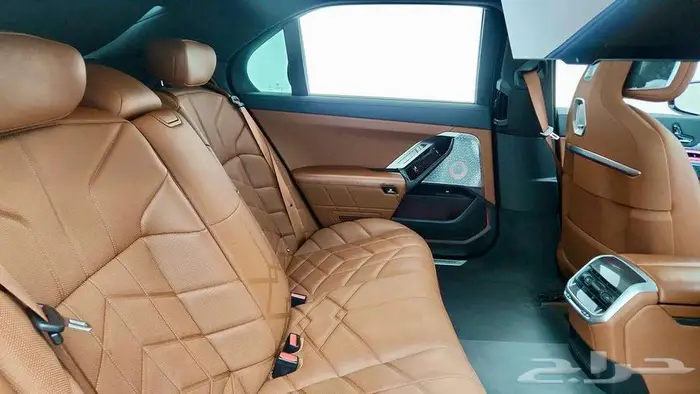 BMW 740I موديل 2023 ب 278 الف ريال 18