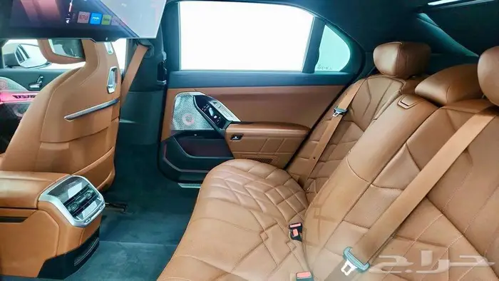 BMW 740I موديل 2023 ب 278 الف ريال 14