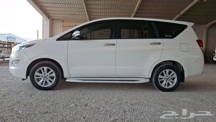 تويوتا انوفا قير اوتماتيك 2016 3