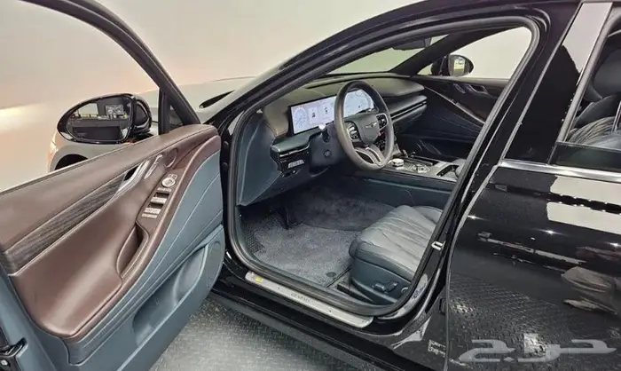 G80 2025 اعلى فئة لون اسود 6