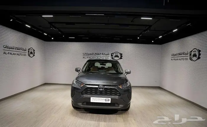 تويوتا راف فور بفئات متعددة موديل 2025 3