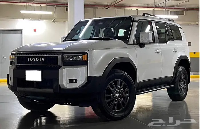 تويوتا برادو TXL3 بنزين عبداللطيف جميل 2025 1