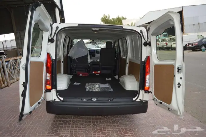 تويوتا باص هايس 2026 ديزل عبداللطيف جميل 3