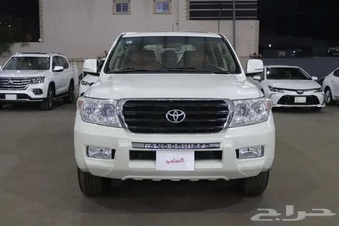 تويوتا لاندكروزر GXR فل كامل 2011 0