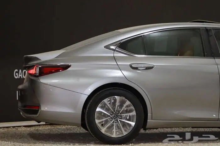 لكزس ES250 AA بنزين 2025 - كاش و أقساط 26