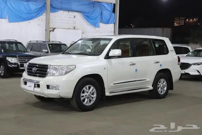 تويوتا لاندكروزر GXR فل كامل 2011 5