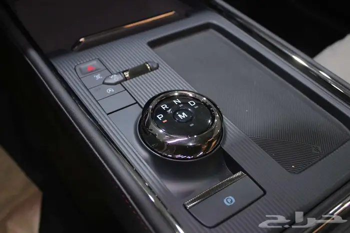 فورد تورس ترند 8