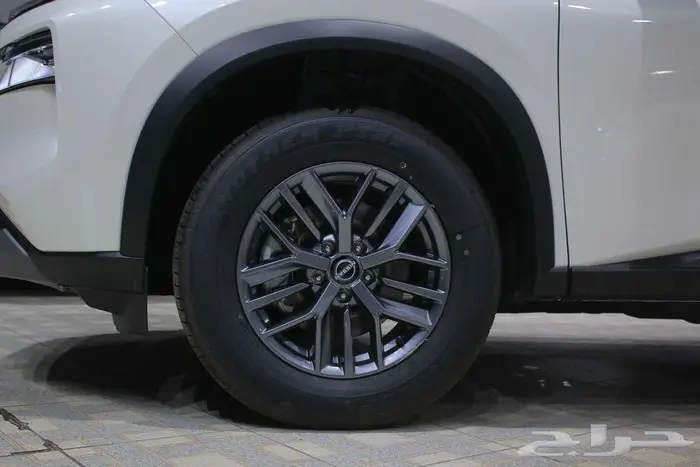 نيسان اكس تريل 6