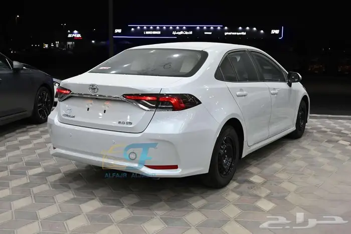 تويوتا كورلا استاندر طيس 2.0 بالنقد والتقسيط 3