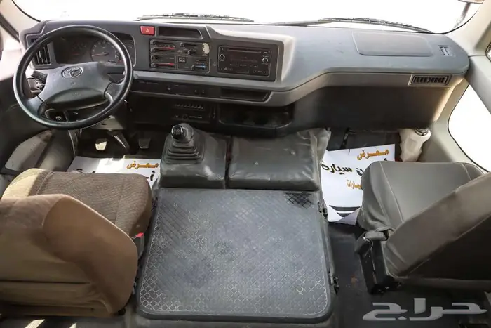 باص تويوتا كوستر موديل 2020 مجهز من ارمكو 6