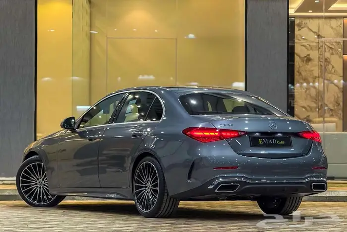 مرسيدس C200 AMG 2025 رمادي 3