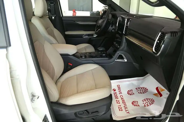 فورد إيفرست ليمتد 2025 من صالح للسيارات 17