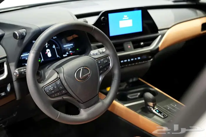 لكزس UX 300H AH هايبرد موديل 2024 4