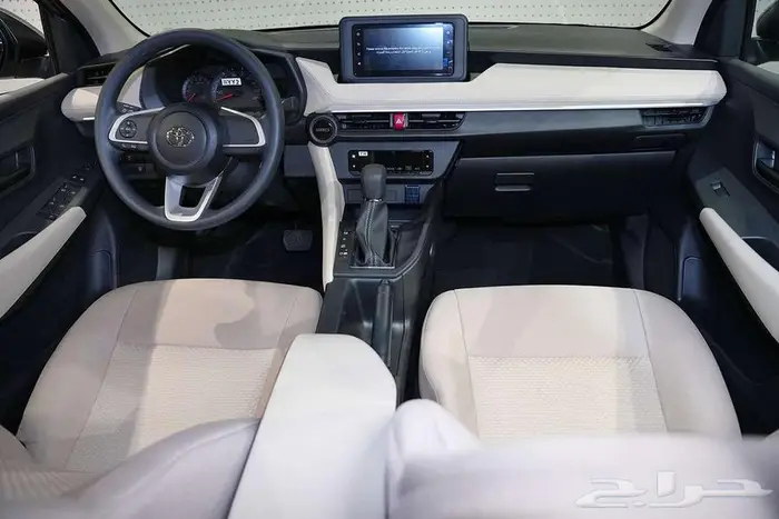 تويوتا يارس بفئات متعددة موديل 2026 5